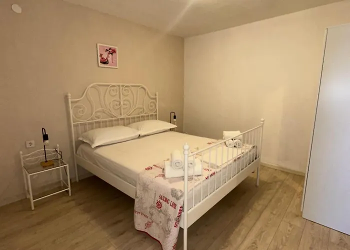 Apartments Alac