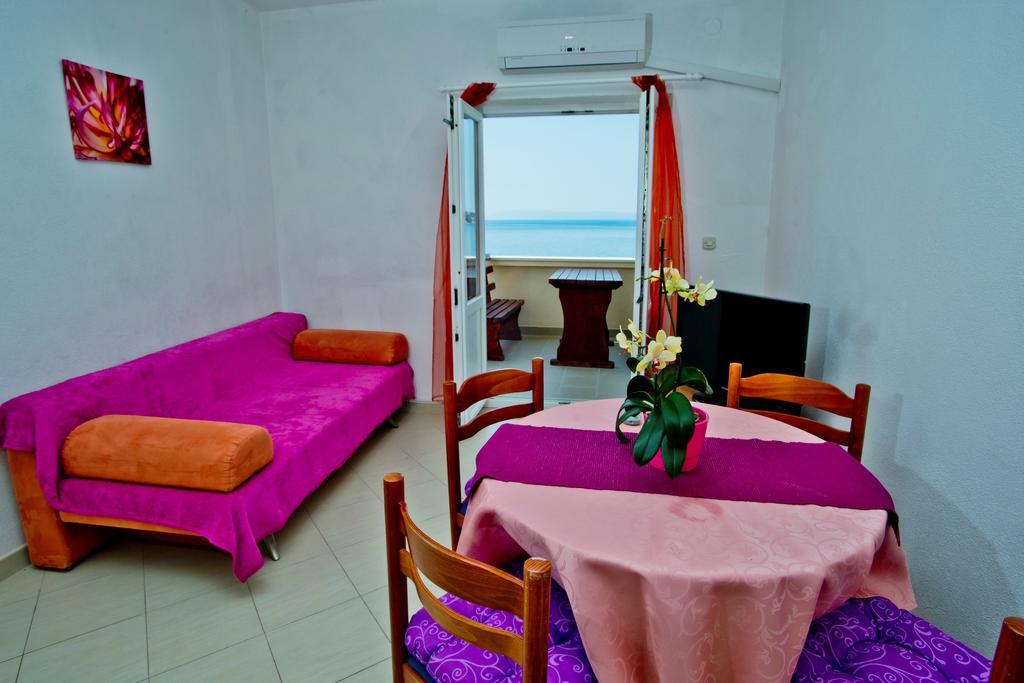 Alac Apartment